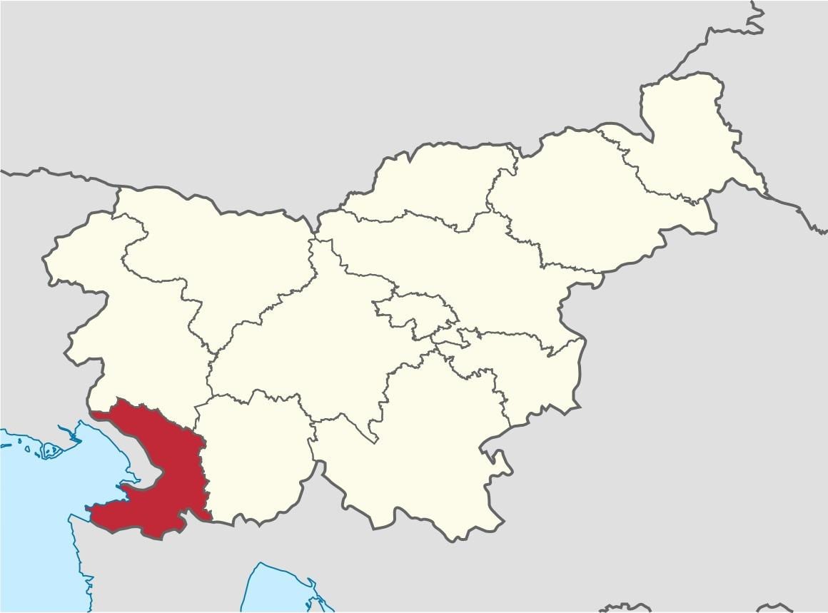 Carte de karst de la Slovénie